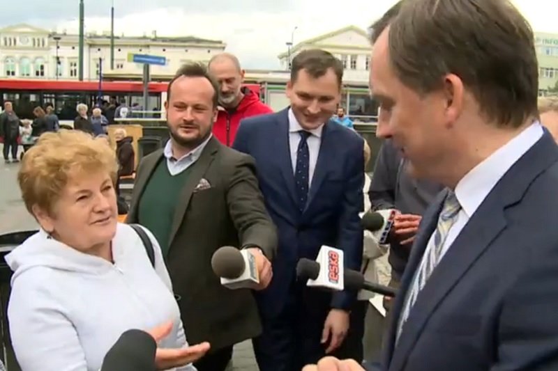 Zbigniew Ziobro usłyszał gorzkie słowa od jednej z kobiet w Sosnowcu.