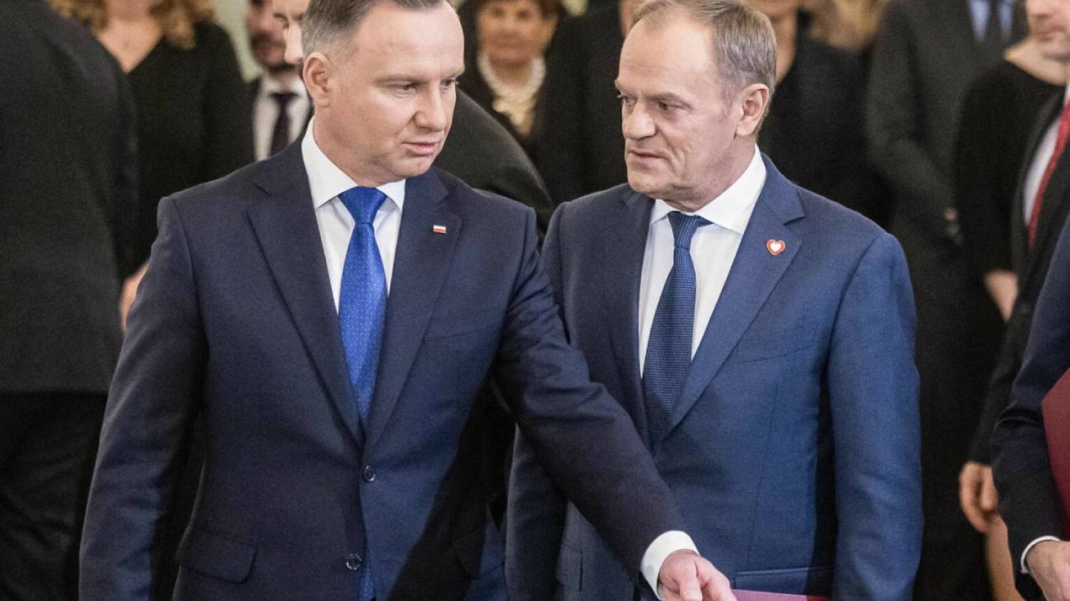Zgrzyt na linii Tusk - Duda. Mastalerek zapowiada walkę o TVP