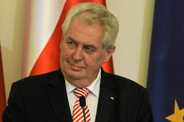 Prezydent Czech o Ukrainie: "To upadłe państwo". Jak współpracować, to z Rosją