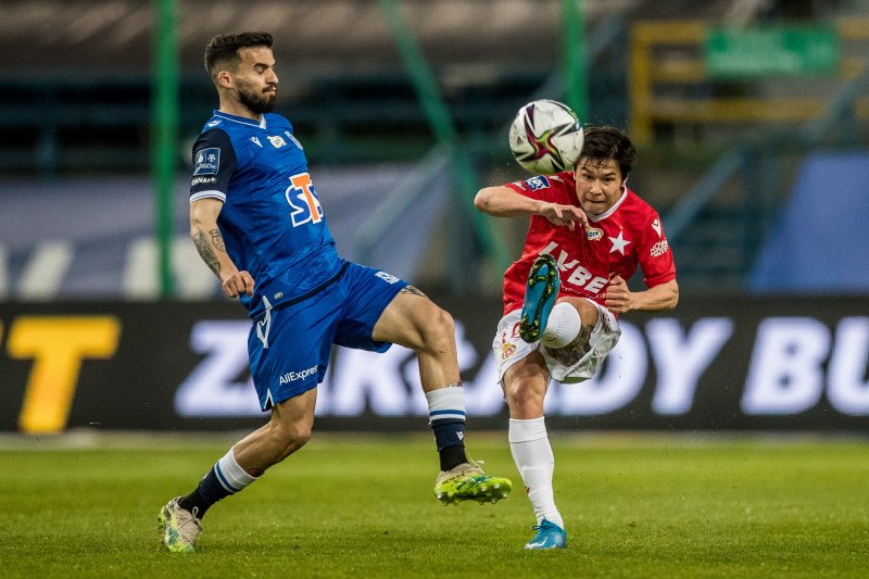 W ligowym klasyku Lech Poznań ograł w Krakowie Wisłę