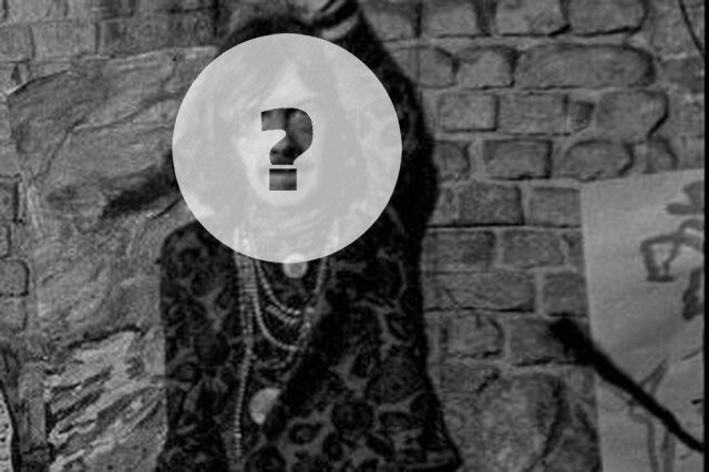 Który ważny polityk Prawa i Sprawiedliwości ma takie hipisowskie zdjęcia z czasów młodości?