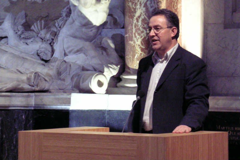 – Nie podoba się? To wy******lać – mówi do niechętnych integracji muzułmanów burmistrz Rotterdamu.