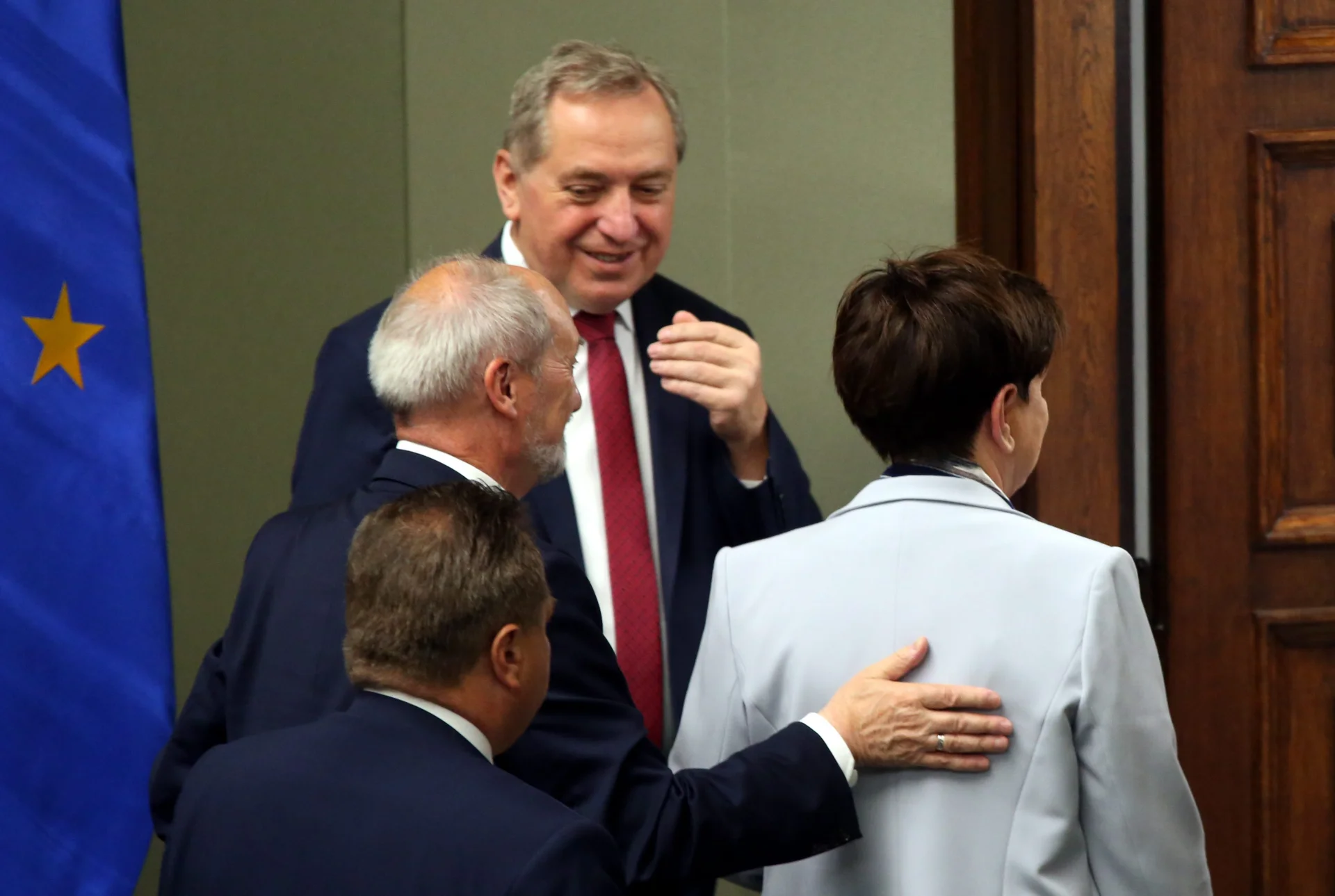Minister Kowalczyk wyjaśnia na czym będą polegały podatkowe zmiany. I w kogo uderzą