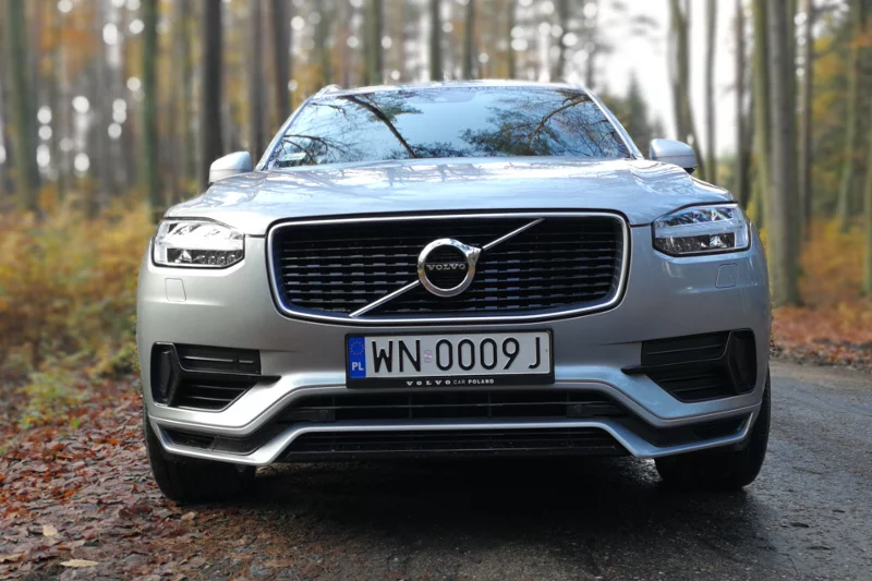 Nowy grill to chyba najbardziej charakterystyczny element Volvo XC90.