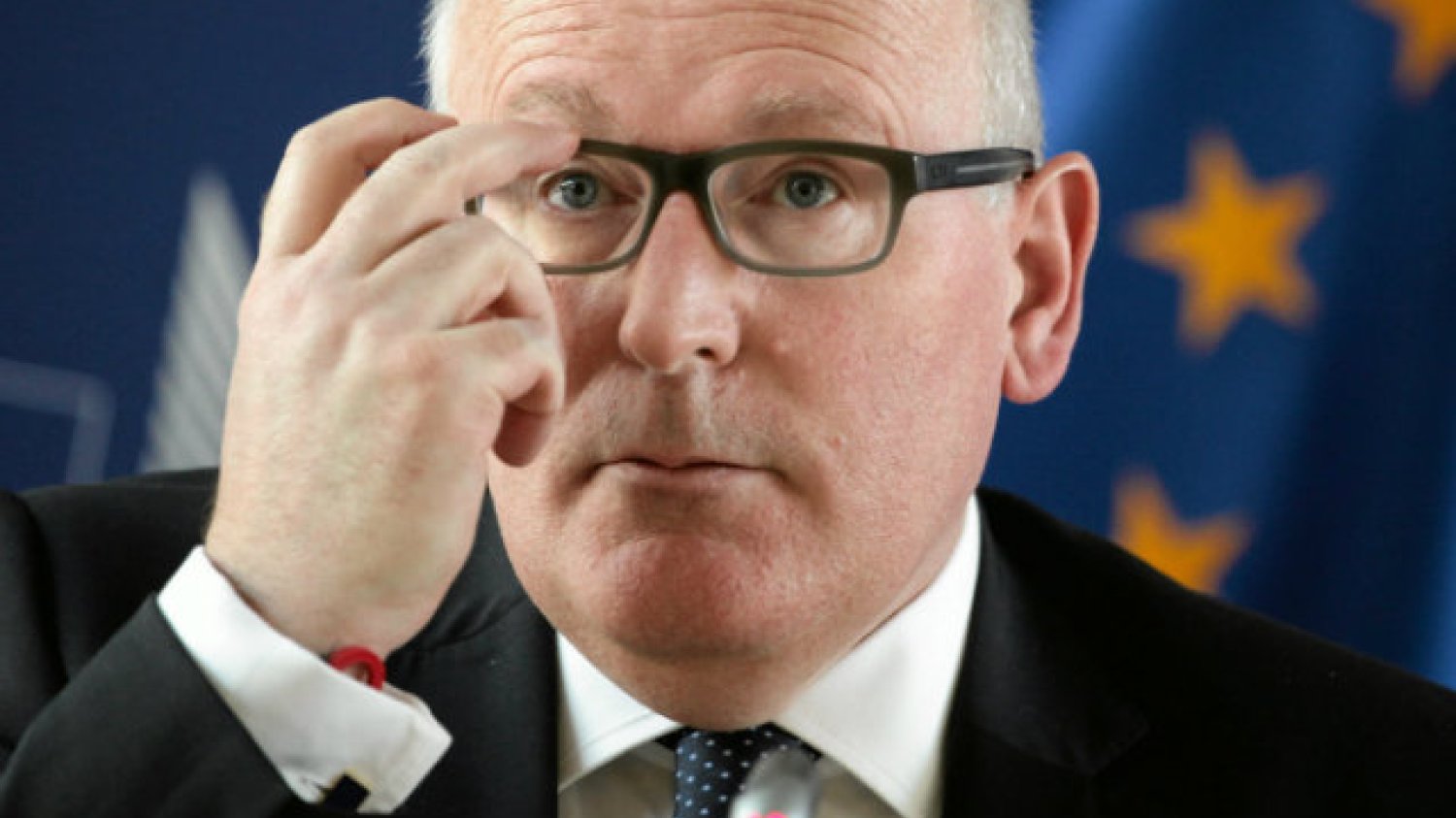Słowa Fransa Timmermansa o granicach Polski zostały przekręcone.