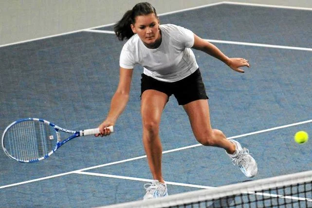 Agnieszka Radwańska robi stałe postępy. Z Australian Open odpadła w 1/4 finału, ale zdaniem Adama Romera jeszcze może wygrać turniej Wielkiego Szlema.