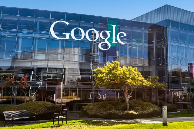 Google szaleje. Amerykański gigant właśnie kupił domenę abcdefghijklmnopqrstuvwxyz.com