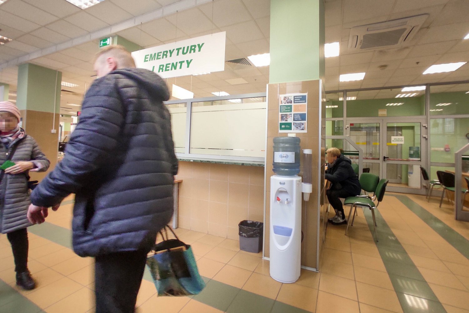 Emerytury i renty wzrosną w 2025 roku. Tyle będzie wynosić po waloryzacji