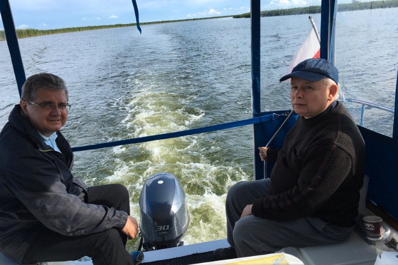 Tak wygląda i ma zadbać o 38 milionowy kraj? Bez przesady. 67-latek z Żoliborza to nie Justin Trudeau