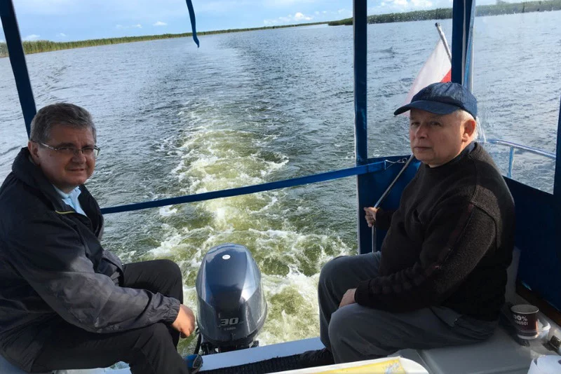 Tak wygląda i ma zadbać o 38 milionowy kraj? Bez przesady. 67-latek z Żoliborza to nie Justin Trudeau