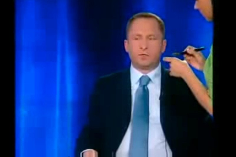 Słynne nagranie sprzed lat, na którym Kamil Durczok domagał się nieco mniej "upier******go" stołu.