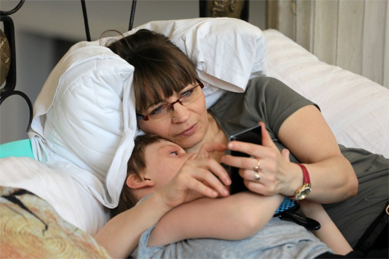 Kiedy protestująca w Sejmie Katarzyna Milewicz poprosiła na Facebooku o lek na padaczkę dla swojej córki, dostała wiele odpowiedzi z Warszawy i nie tylko.