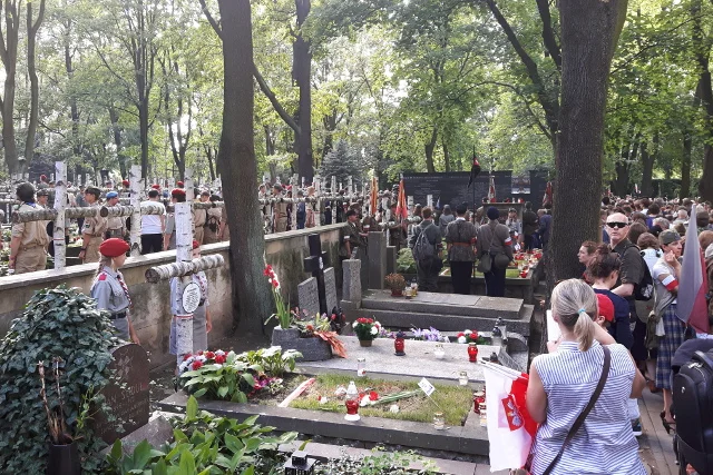 Tak wyglądały obchody rocznicy wybuchu Powstania Warszawskiego na Powązkach Wojskowych.