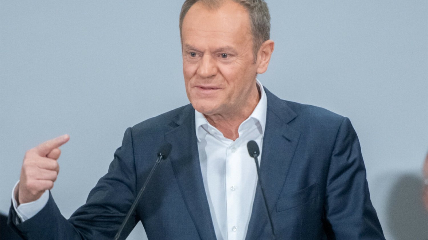 Donald Tusk przeszedł na wcześniejszą emeryturę w związku z pełnieniem funkcji szefa Rady Europejskiej