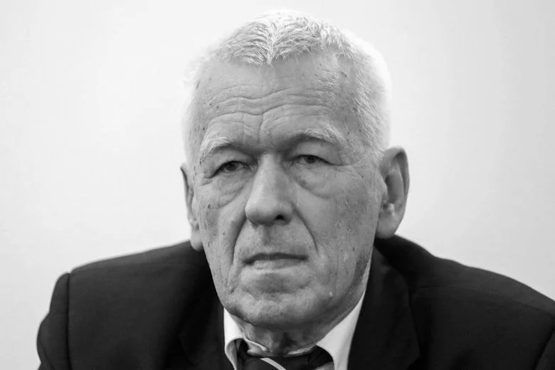Kornel Morawiecki zmarł 30 września. Chorował na raka trzustki.