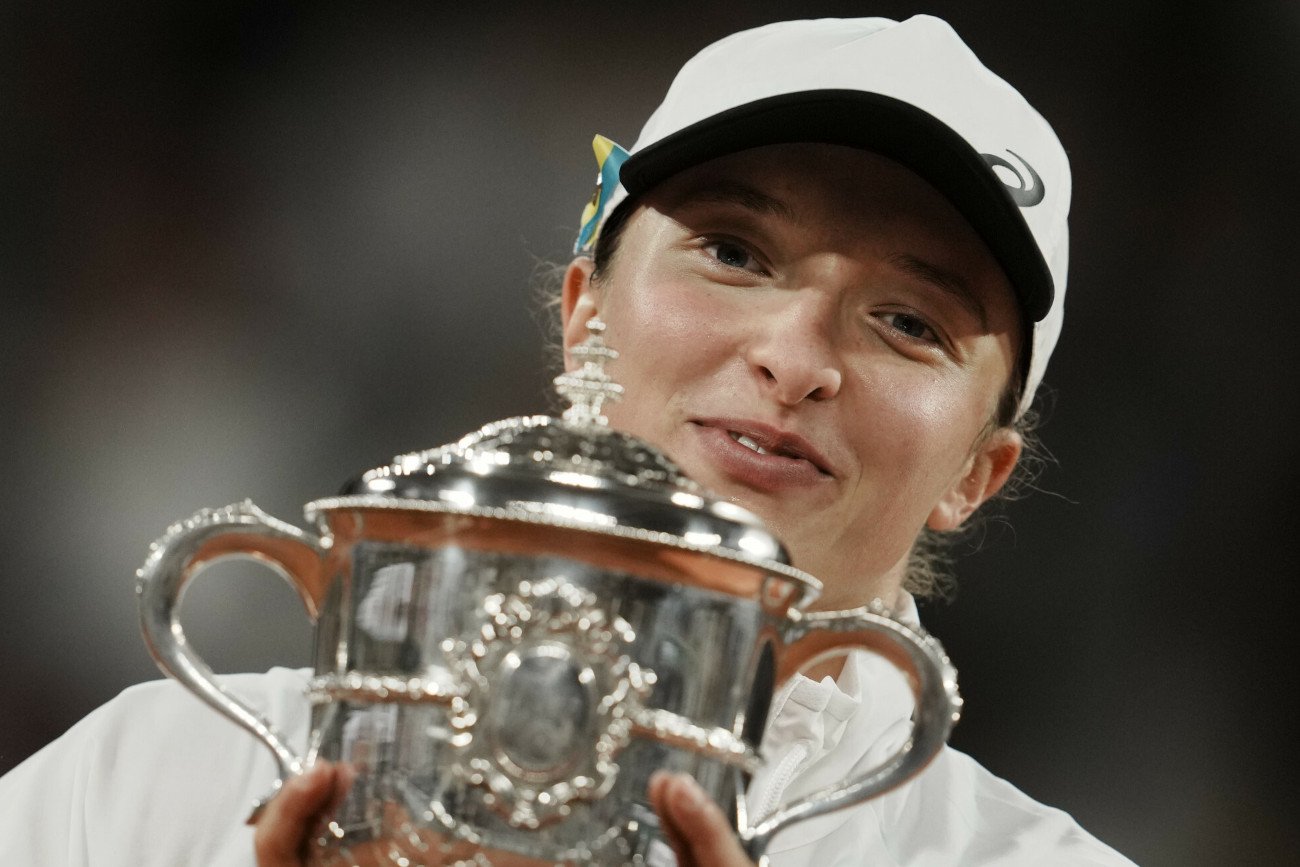Iga Świątek od 4 kwietnia jest liderką rankingu WTA. Po zwycięskim turnieju w Paryżu deklasuje resztę rywalek.