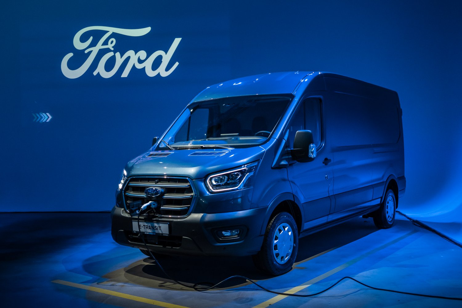 Ford e-Transit ma zawojować rynek elektrycznych dostawczaków.