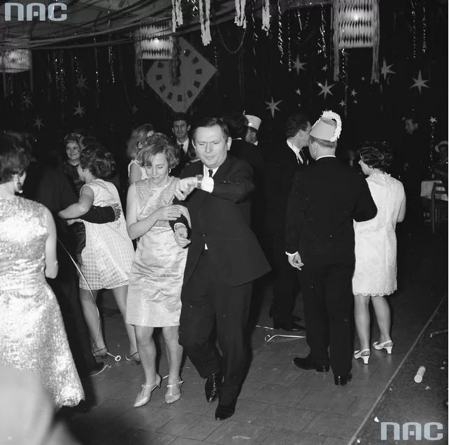 Bal sylwestrowy w Naczelnym Komitecie Zjednoczonego Stronnictwa Ludowego, 1968