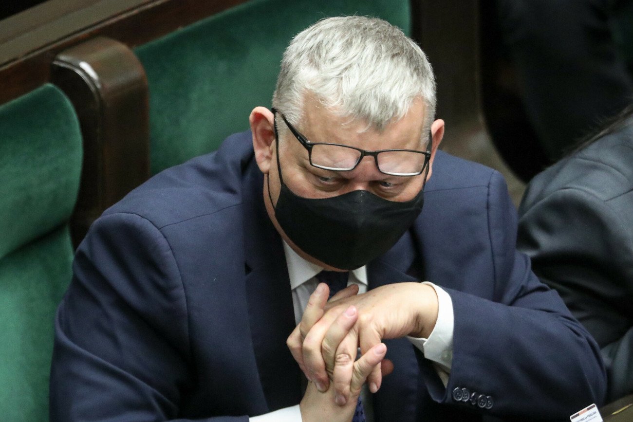 Suski brnie dalej ws. "brukselskiej okupacji". "Nie jesteśmy podludźmi".