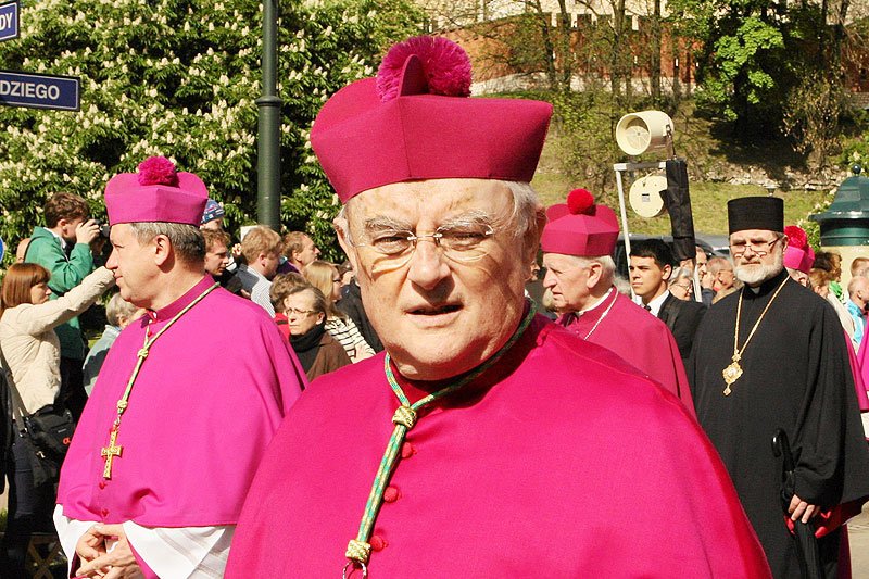 Abp Henryk Hoser.