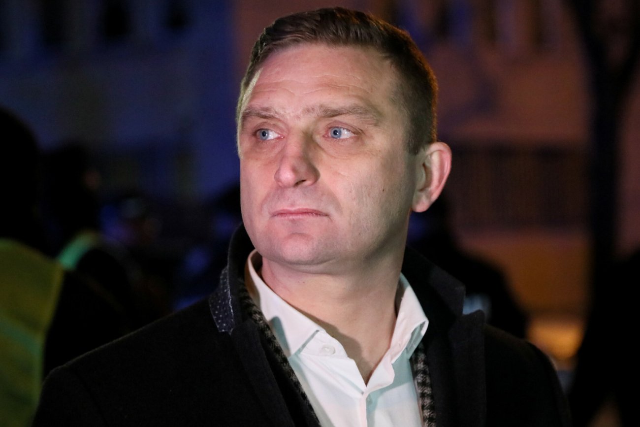 Kanał na YouTube Bąkiewicza zamknięty. Ziobro komentuje