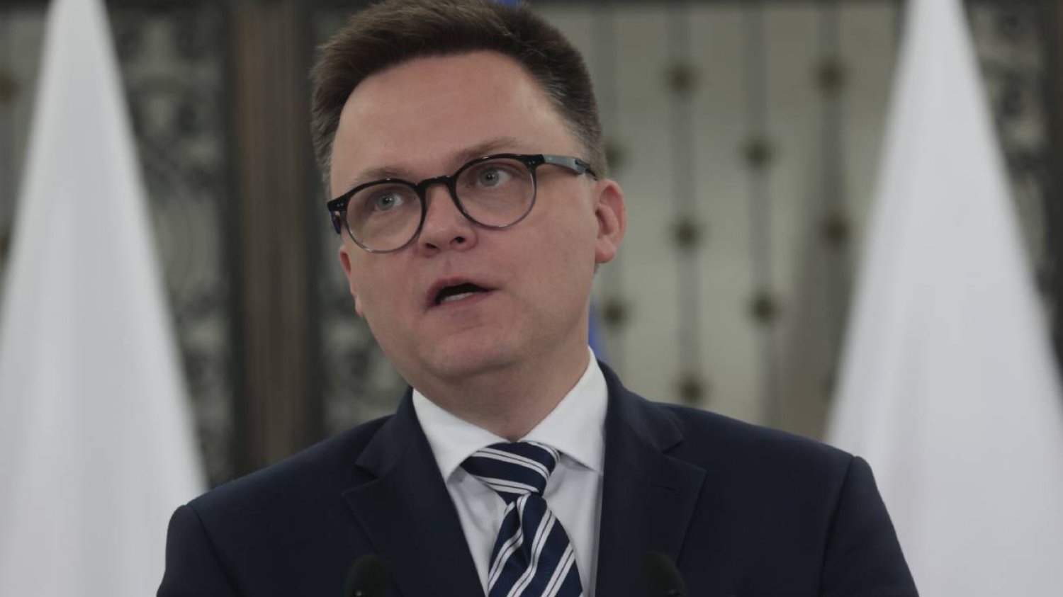 Szymon Hołownia stawia warunki Morawieckiemu. Chodzi o spotkanie
