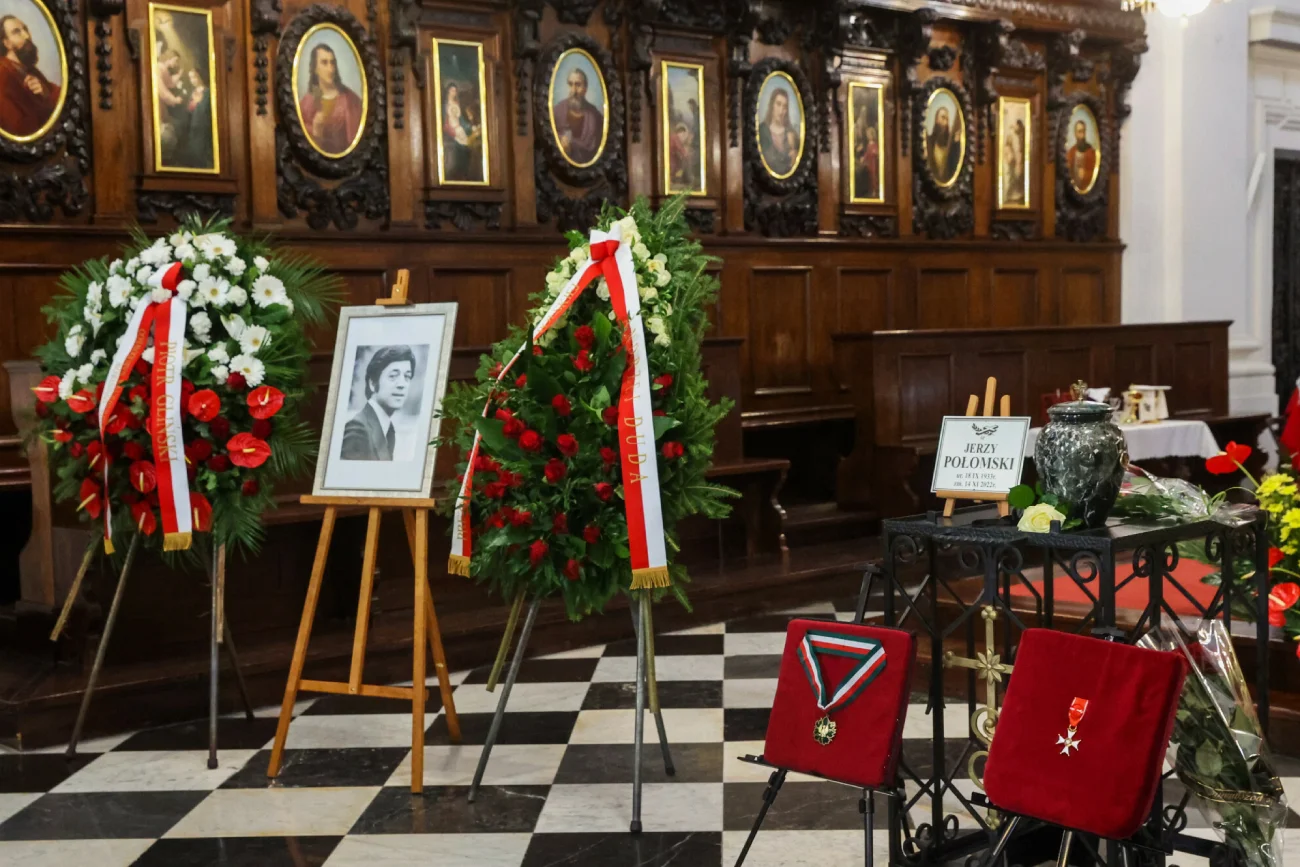 Rodzina Jerzego Połomskiego pominięta na pogrzebie? Mają żal do menadżerki
