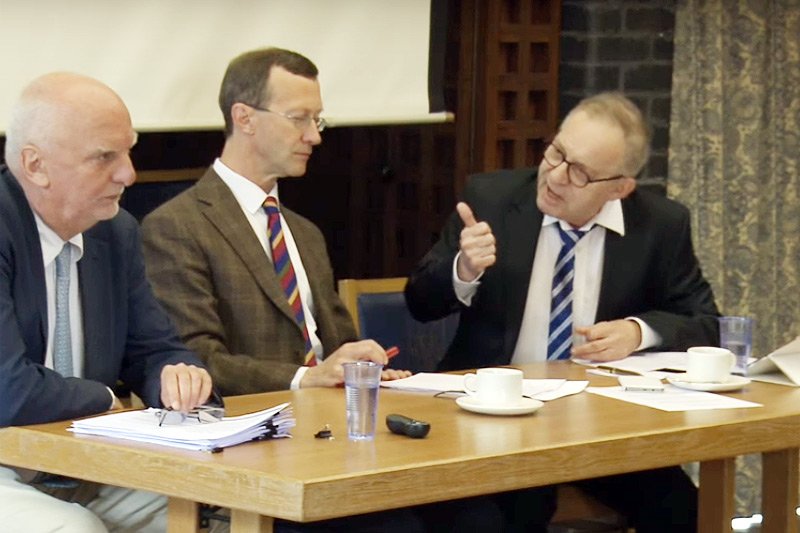 Prof. Lech Morawski tłumaczy się ze słów wygłoszonych podczas słynnej debaty na Oksfordzie.