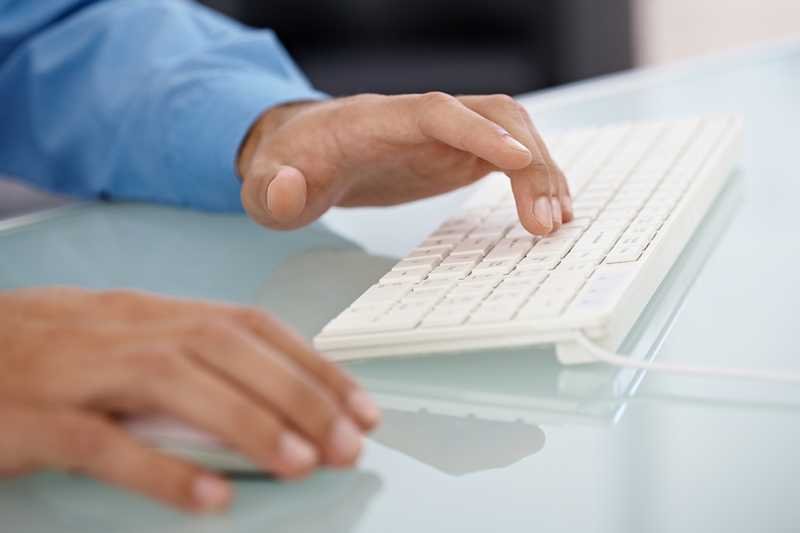 Spadła liczba internautów w Polsce.