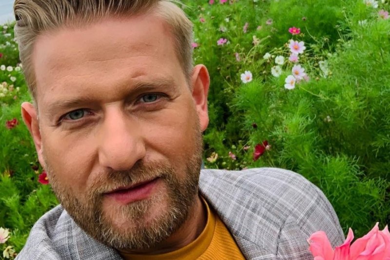 Bartek Jędrzejak, pogodynek TVN, wypowiedział się na temat reportażu o Stanisławie Dziwiszu.