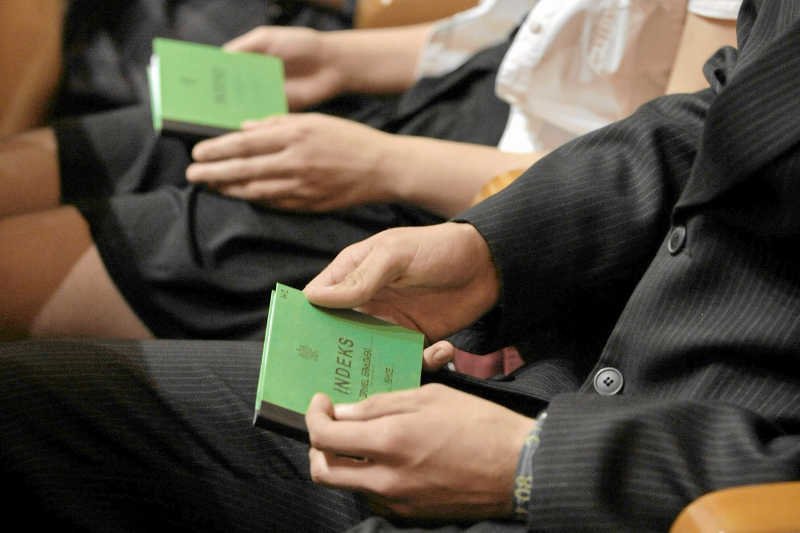 Uczelnie masowo wpisują studentów na listę dłużników.