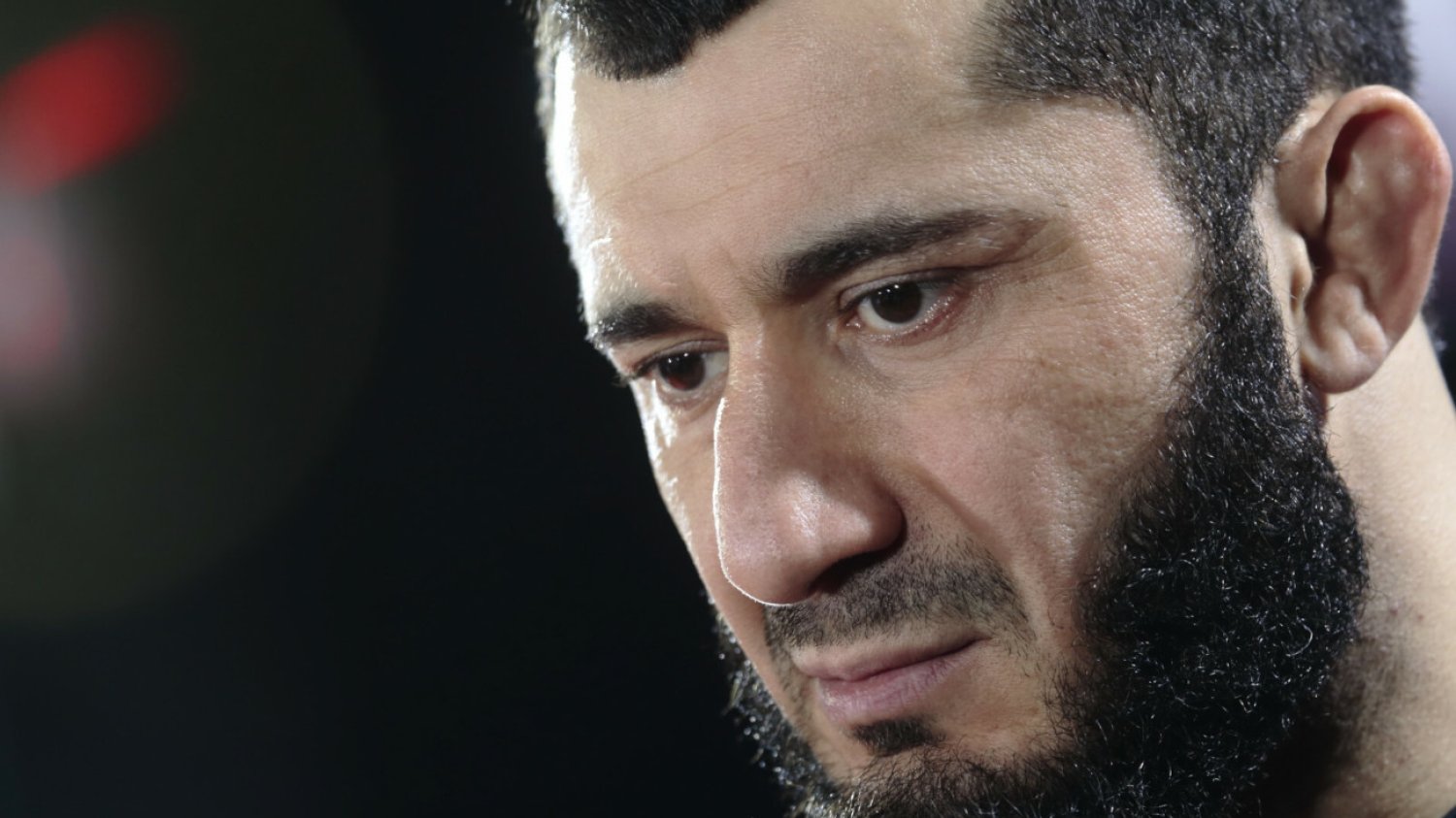 Mamed Chalidow razem z delegacją KSW dotarł do Dorohuska, żeby pomóc uchodźcom z Ukrainy.