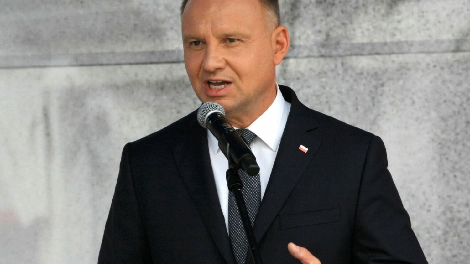 Andrzej Duda twierdzi, że zasolenie Odry wynikało ze spuszczania wód kopalnianych