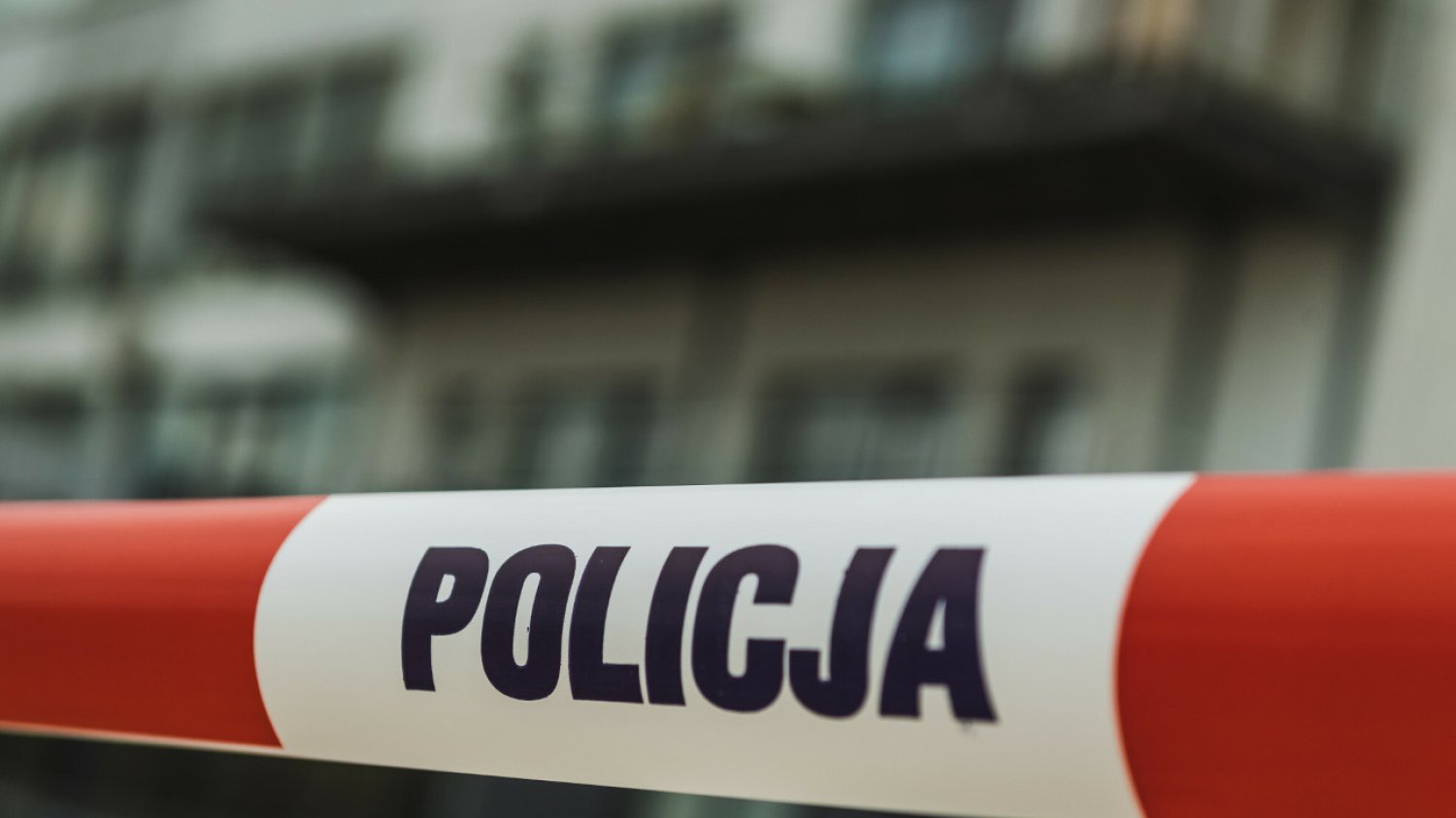 Tragedia w Inowrocławiu. Zabił swoją 10-letnią córkę i wyskoczył przez okno.