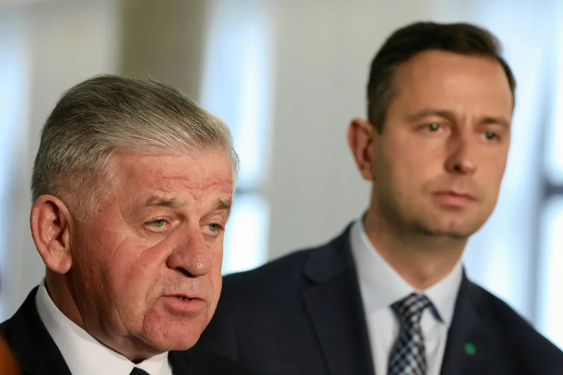 Ustępujący marszałek woj. lubelskiego w listopadzie przyznał nagrody... świąteczne.