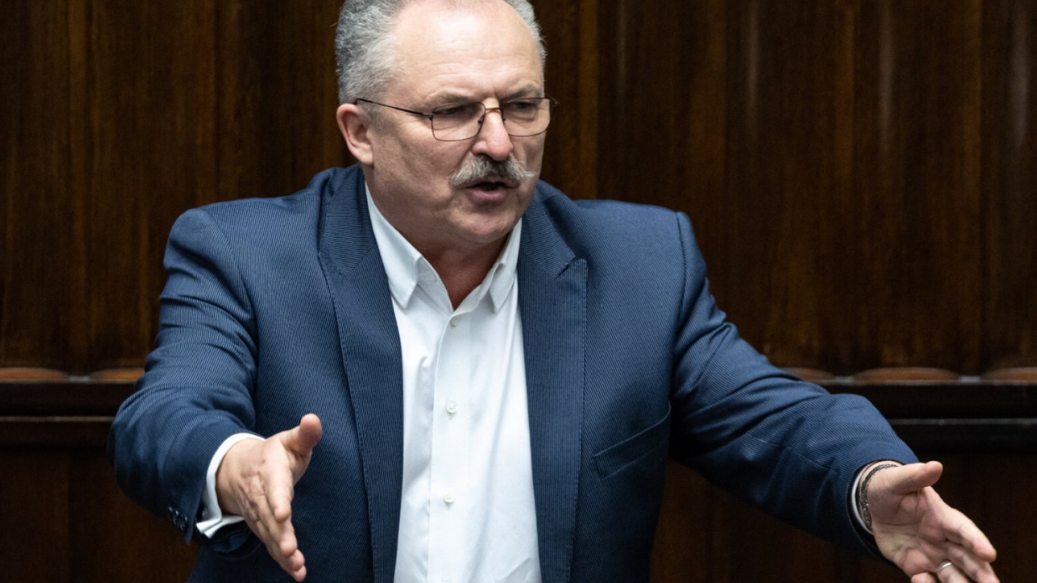 Kolejny skandal w TV Republika. Oto co powiedział o migrantach poseł Kukiza