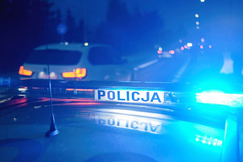 W okolicach Czarnkowa doszło do napadu na sklep. Obecnie trwa obława policyjna.