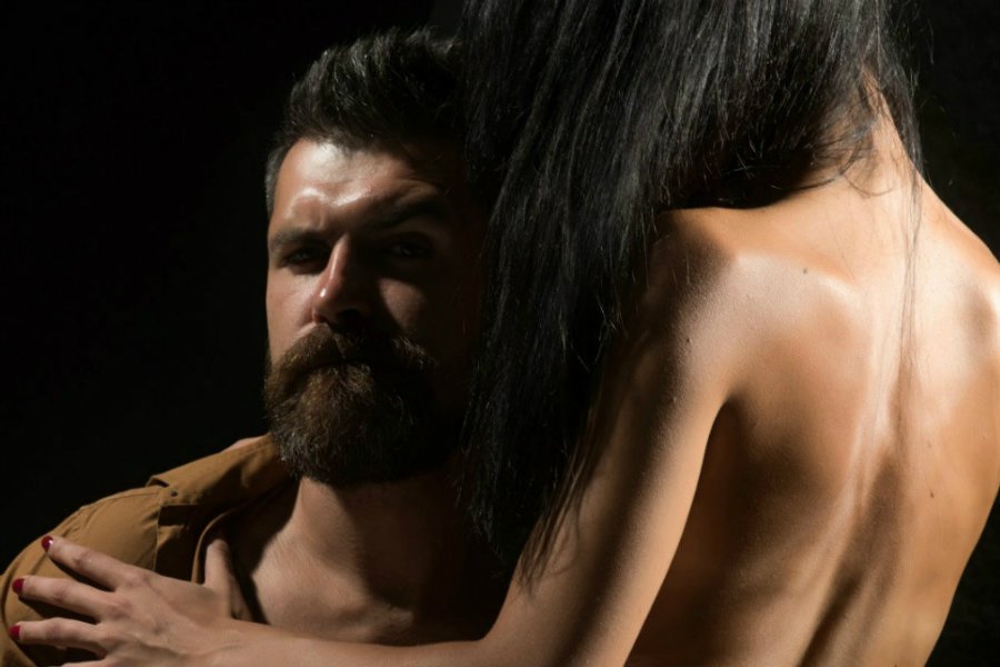 Coraz mniej mężczyzn w Polsce uprawia seks. Dlaczego tak jest? Jeden powód jest najważniejszy. Przeczytamy o tym w najnowszym numerze "Newsweeka".