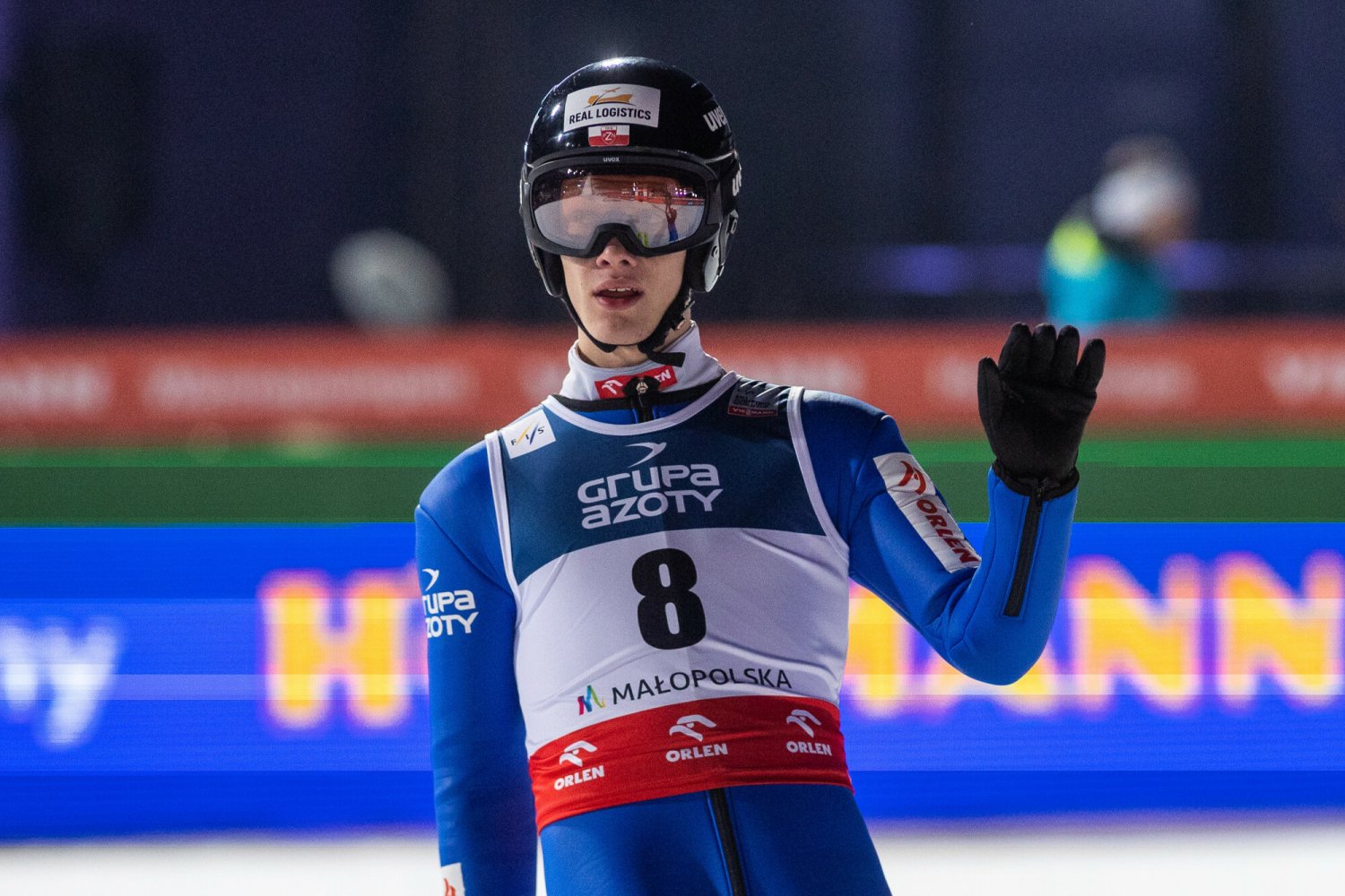 Skandal na skoczni i medal MŚ dla Polski. Sędziowie na koniec zepsuli rywalizację