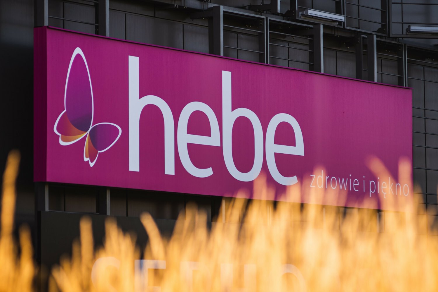 Viralowe kosmetyki w Hebe. Do czego się używa maseczek Biodance, a także Retinobazy i Cremobazy?