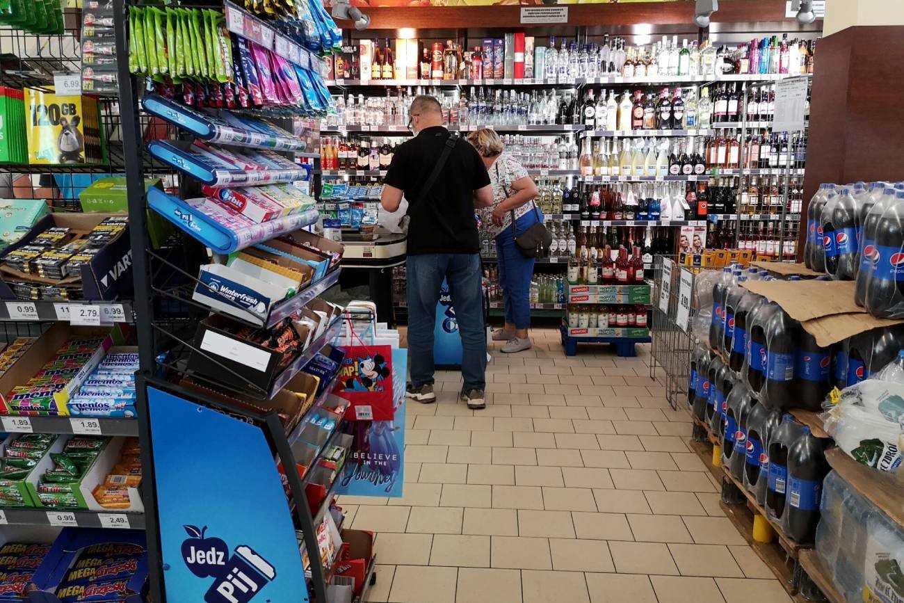 Czesi szturmują Dino. Wcześniej przyjeżdżali na zakupy do Biedronki