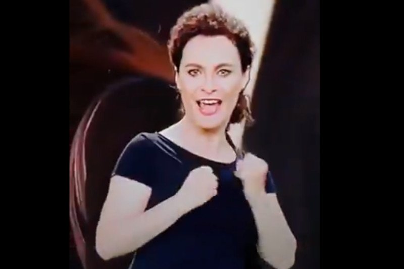 Tłumaczką koncertu piosenek powstańczych była Małgorzata Limanówka ze Stowarzyszenia Tłumaczy Polskiego Języka Migowego.