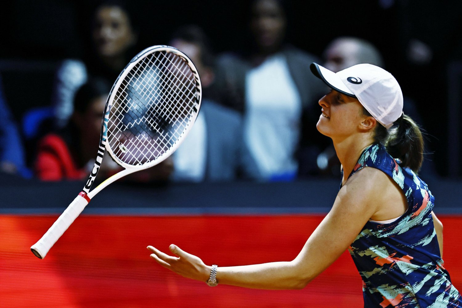 Iga Świątek podczas przerwy w półfinałowym meczu w Stuttgarcie zaliczyła zabawną wpadkę