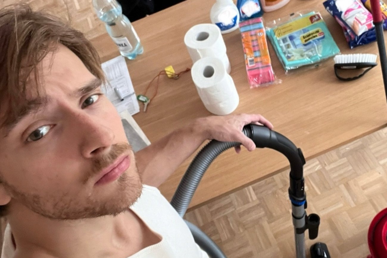 Aukcja Macieja Musiała podbija sieć. Ale to spotkanie z pewną znaną parą bije rekordy wpłat.