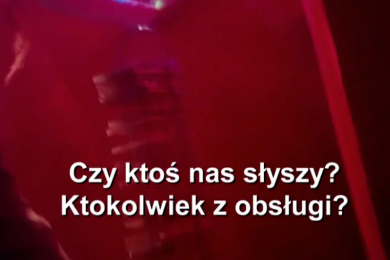 Dziennikarki TVP zamknięte w escape room aż cztery minuty wzywały pomocy, zanim przyszedł pracownik i je wypuścił.