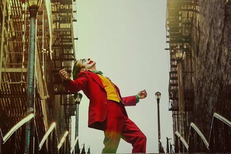 "Joker" zadebiutował na festiwalu filmowym w Wenecji i zachwycił widzów oraz krytyków.