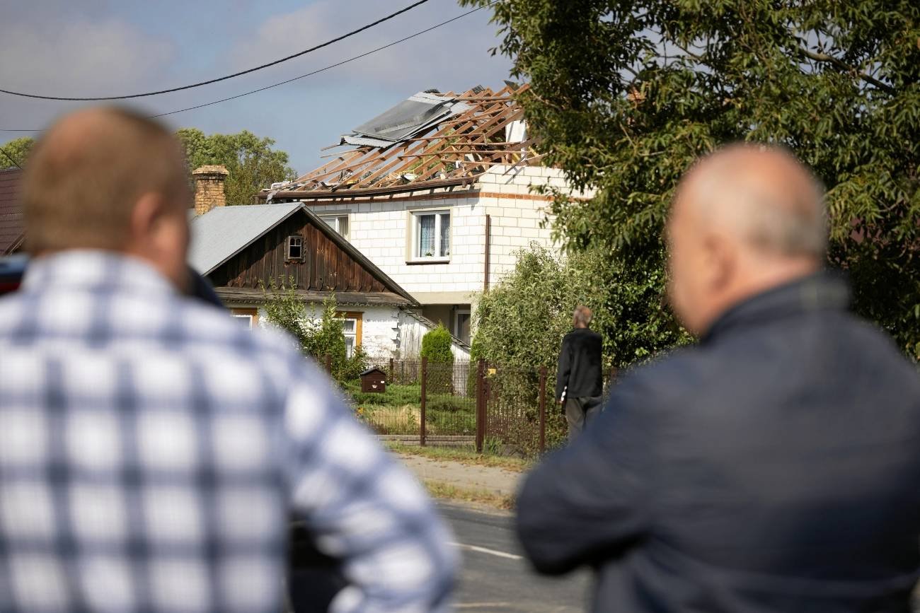 Wiadomo, co dalej z rodziną, której dom zniszczył dron. Na taką mogą liczyć pomoc