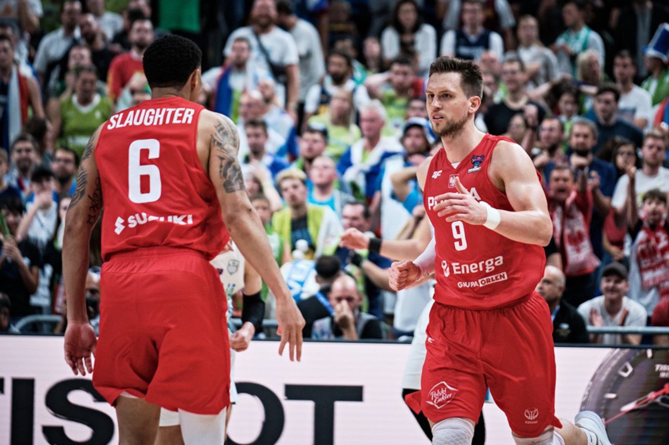Mateusz Ponitka i AJ Slaughter będą mieć kluczowe znaczenie w grze Biało-Czerwonych podczas półfinału ME z Francją.