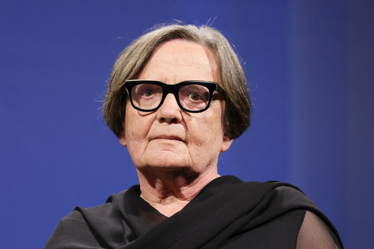 Młodzież Wszechpolska organizuje protest przed seansem "Zielonej granicy" w Krakowie.