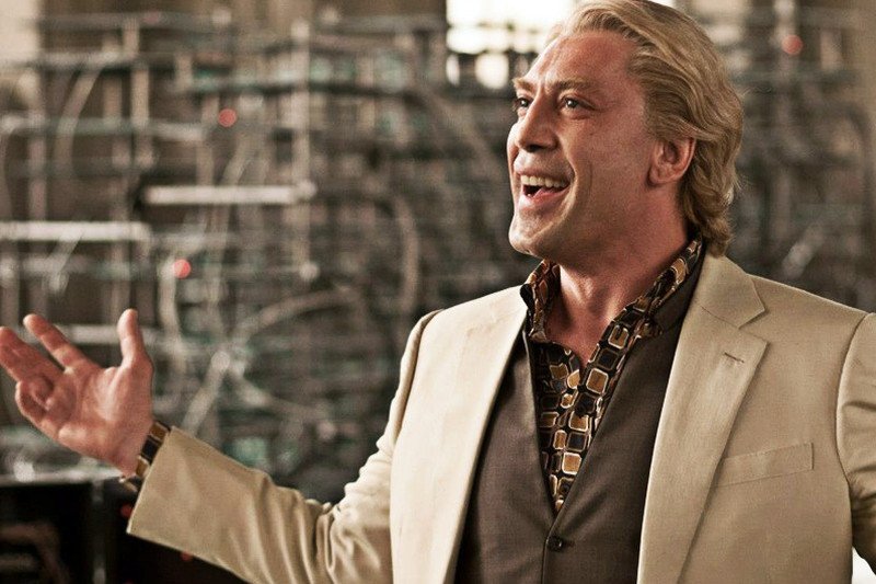 Jarosław Kaczyński jest jak wróg Jamesa Bonda ze "Skyfalla". Krok po kroku realizuje plan układany przez lata.